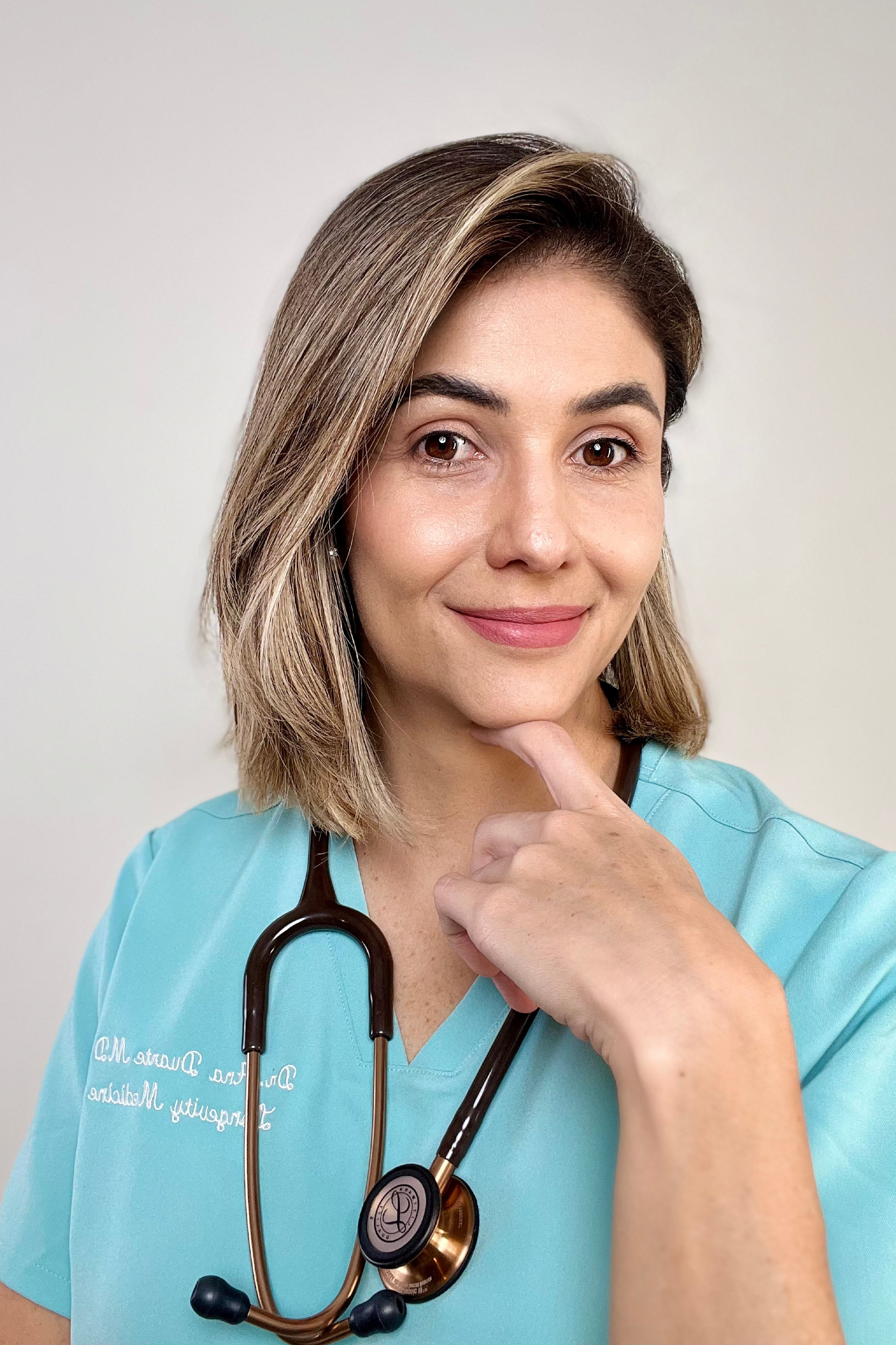 Dr. Ana CD, MD